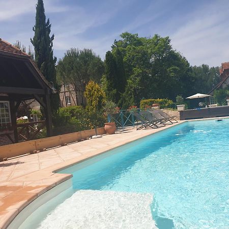 Moulin Du Soustre Bed & Breakfast Cavagnac Exterior photo