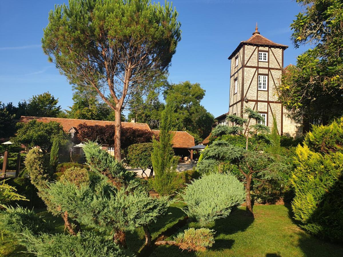 Moulin Du Soustre Bed & Breakfast Cavagnac Exterior photo